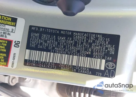 2015 Toyota Corolla Le z USA, uszkodzony, nr VIN 2T1BURHE1FC456265